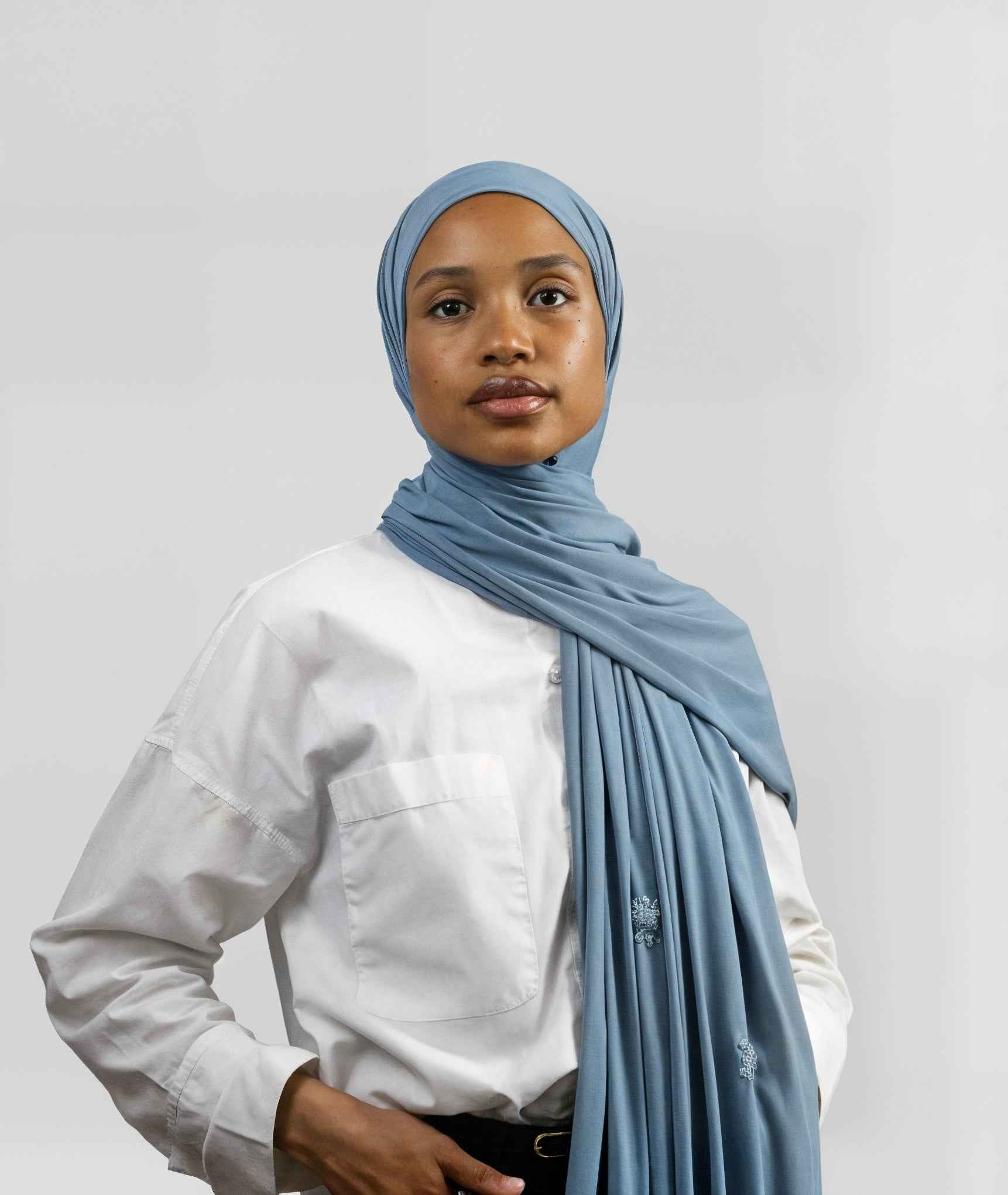 Hijab Jersey Crystal Luxe Bleu – MonHijab.fr