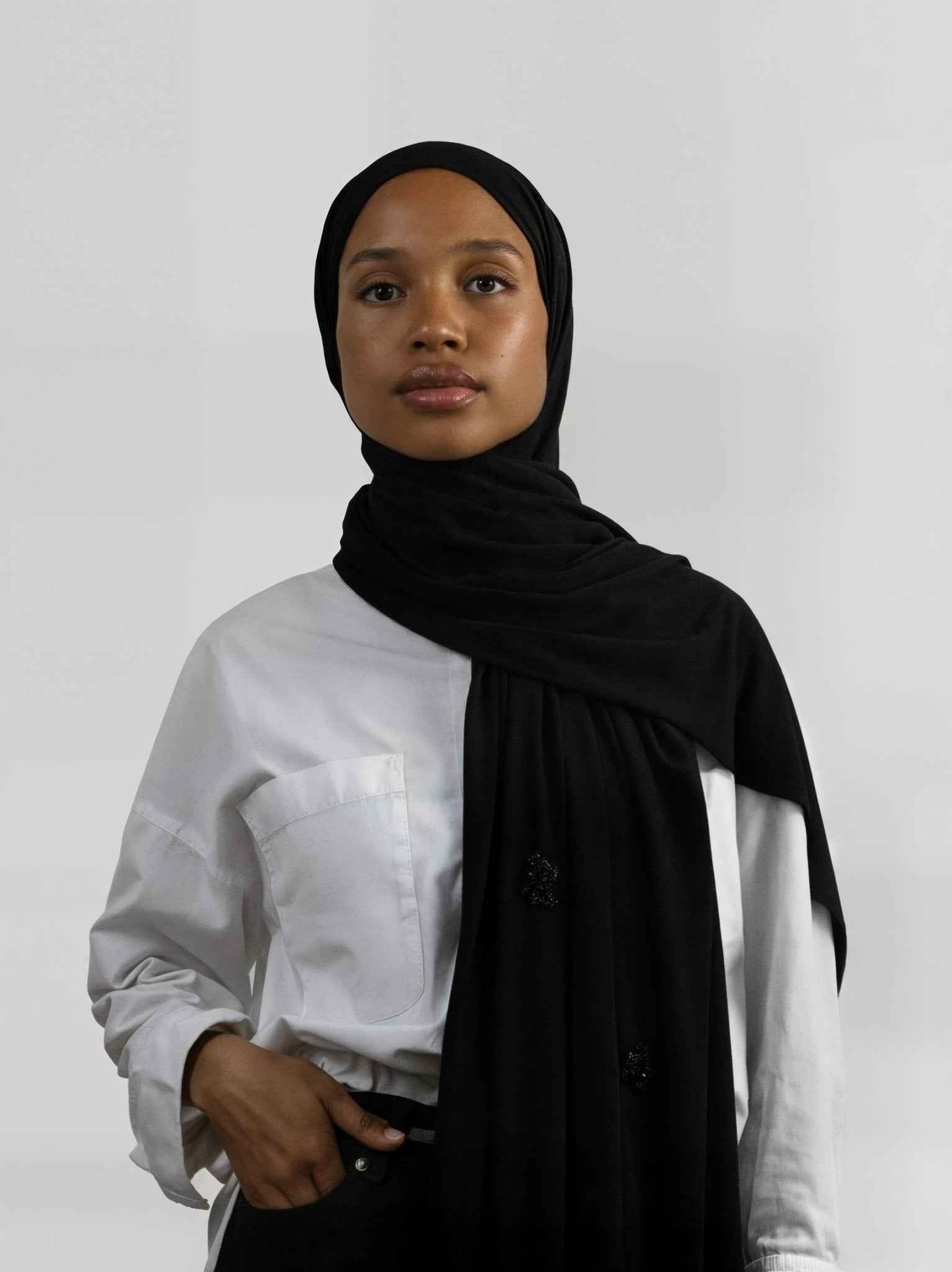 Hijab Jersey Crystal Luxe Noir – MonHijab.fr