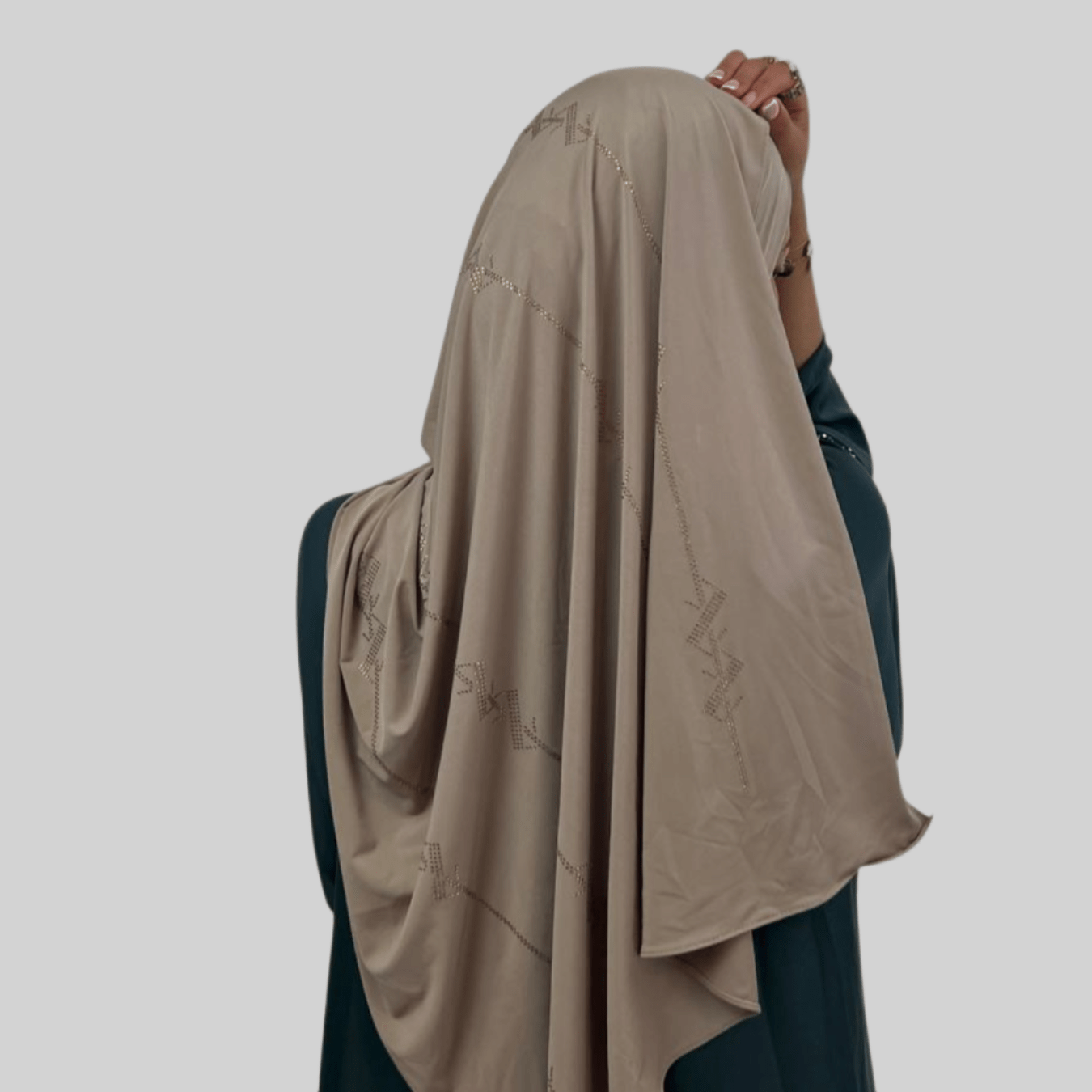 Hijab Jersey Premium Strass Spirales 3 – Beige Foncé N°5 - MonHijab.fr