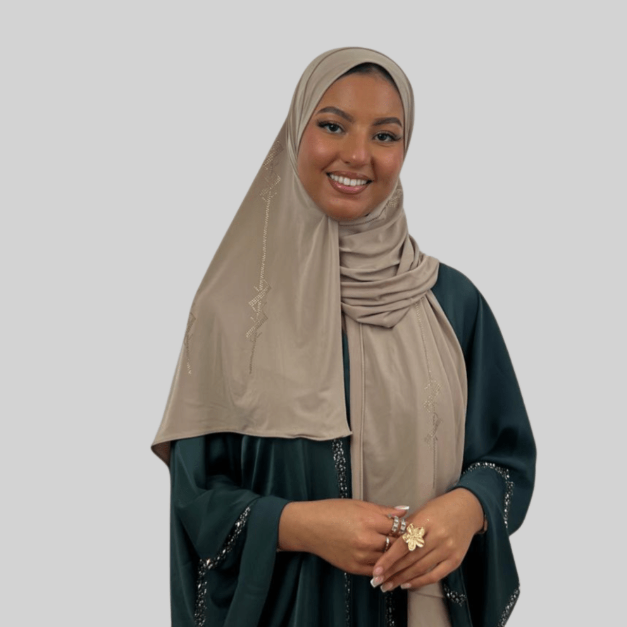 Hijab Jersey Premium Strass Spirales 3 – Beige Foncé N°5 - MonHijab.fr