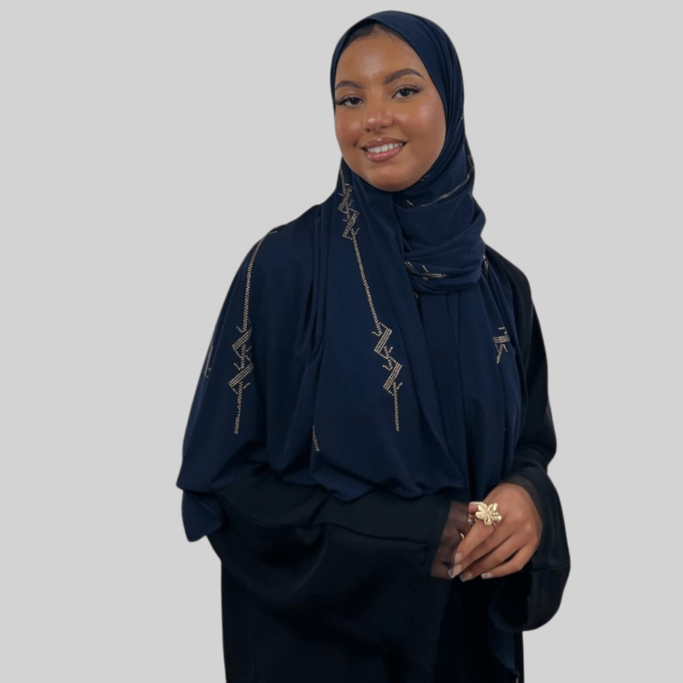 Hijab Jersey Premium Strass Spirales 3 – Bleu Marine N°2 - MonHijab.fr